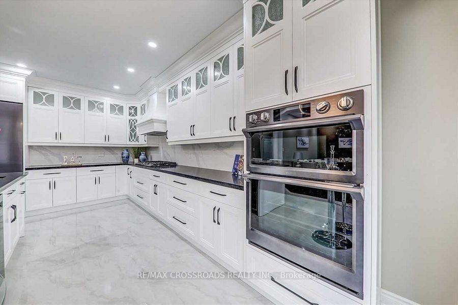 9 Geddington Crescent • Markham, ON photo 10