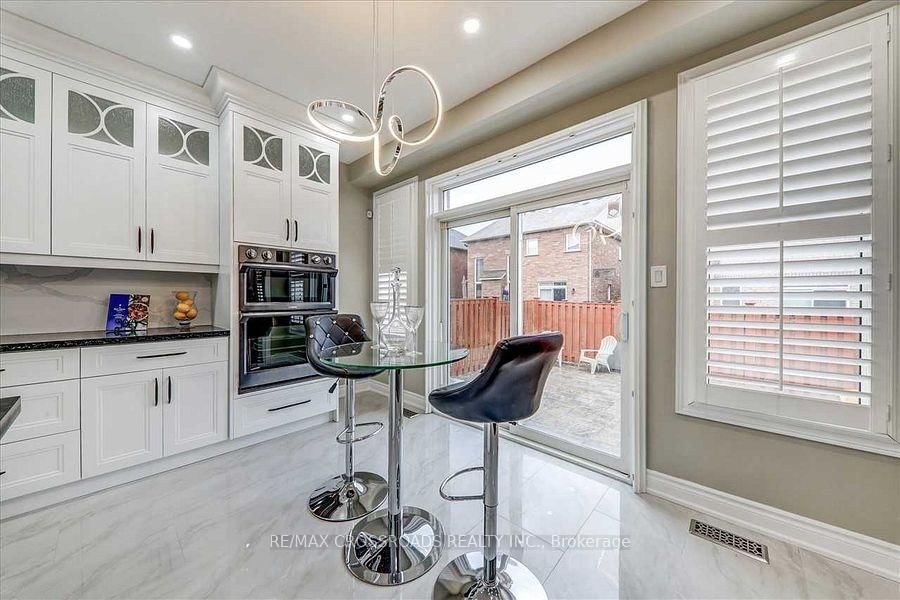 9 Geddington Crescent • Markham, ON photo 13