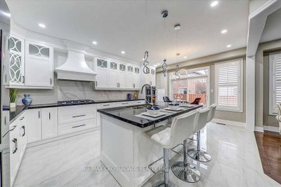 9 Geddington Crescent • Markham, ON photo 8