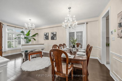 51 Gillings Street • Markham, ON photo 8