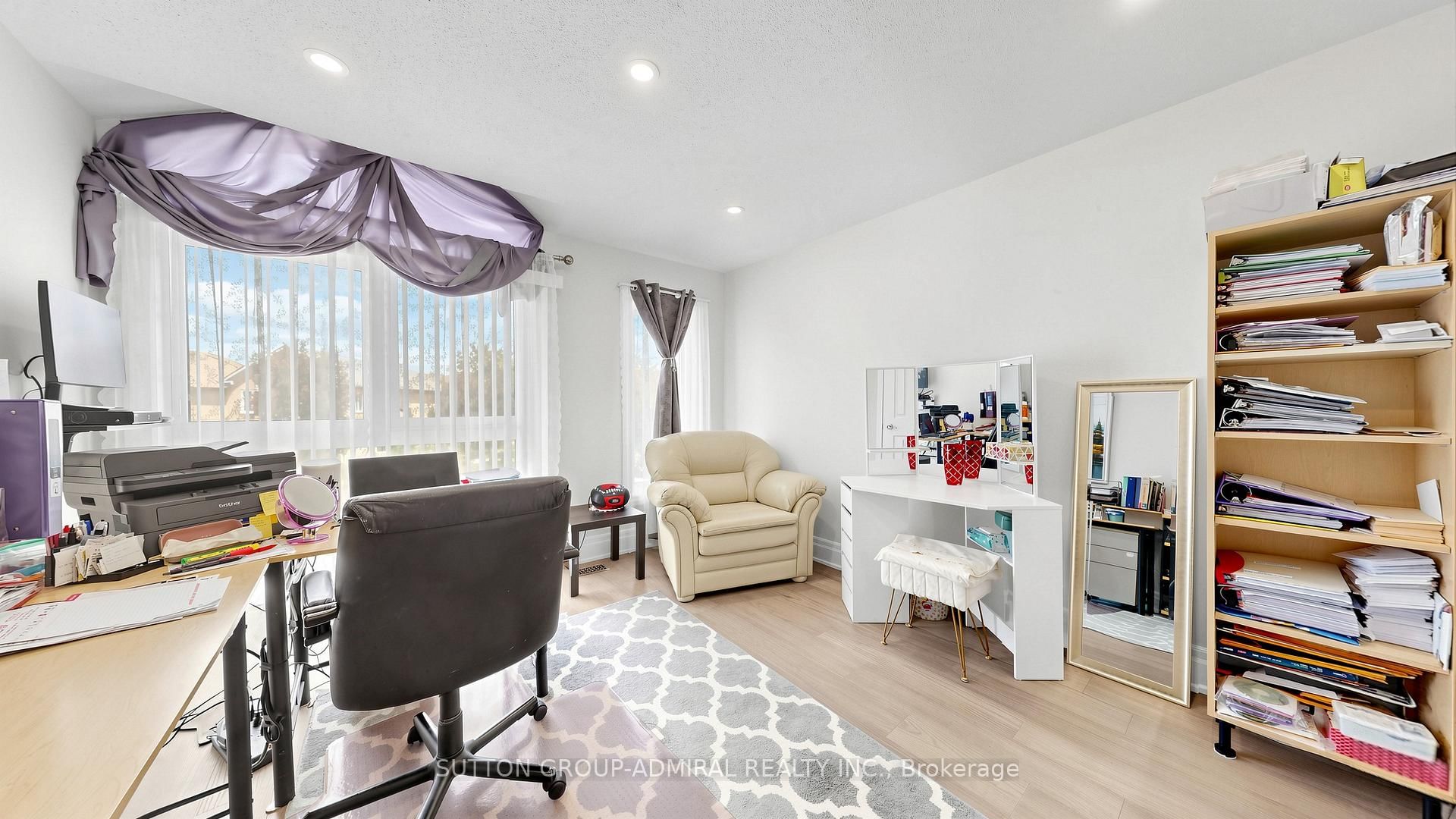 84 Sapphire Drive