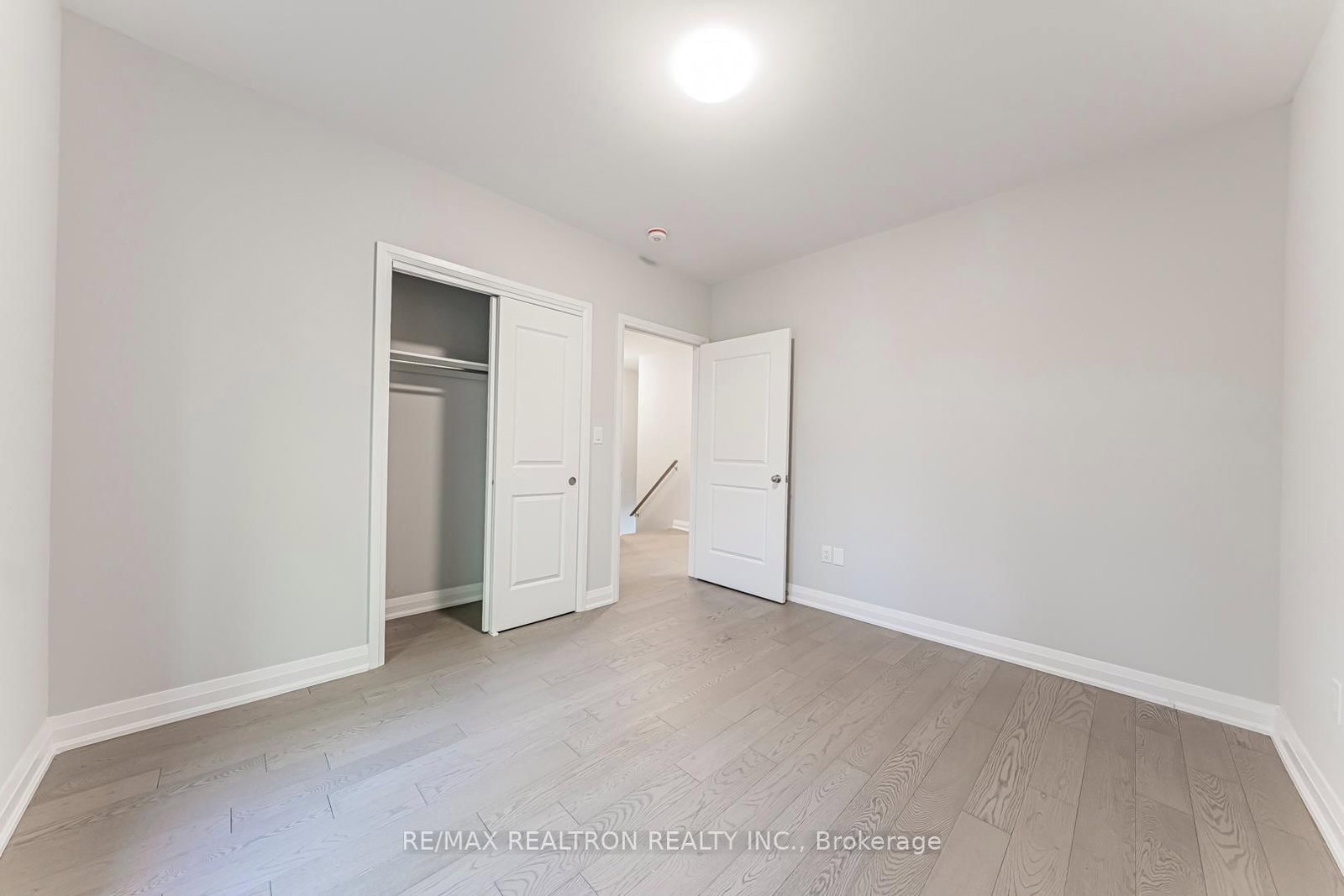 260 Eagle Street • #18 • Newmarket, ON photo 47
