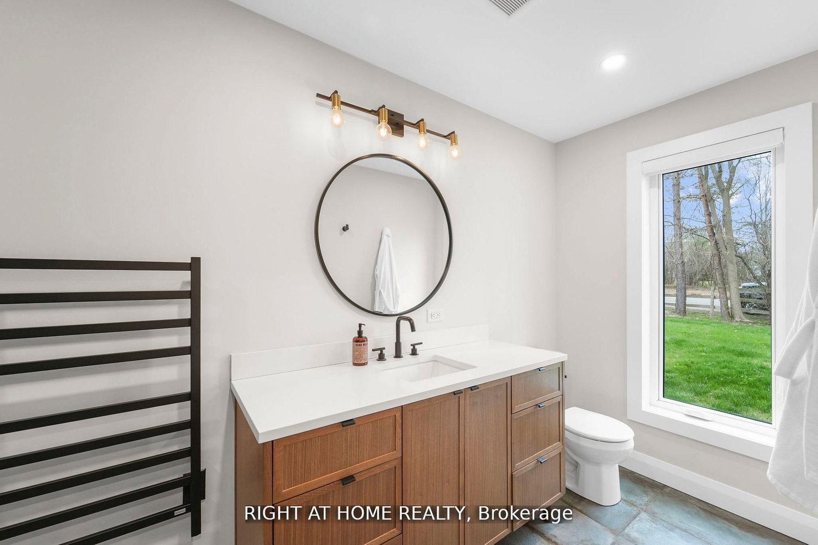 17083 Warden Avenue • Whitchurch-Stouffville, ON photo 14
