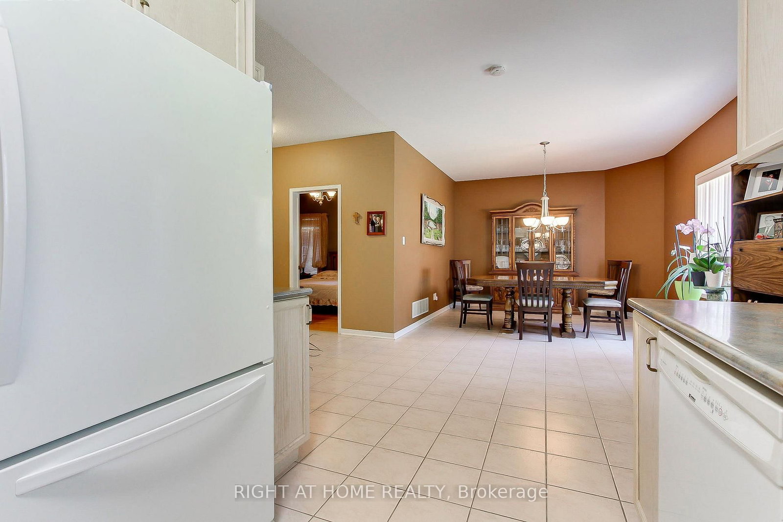 101 Old Colony Road • Richmond Hill, ON photo 10