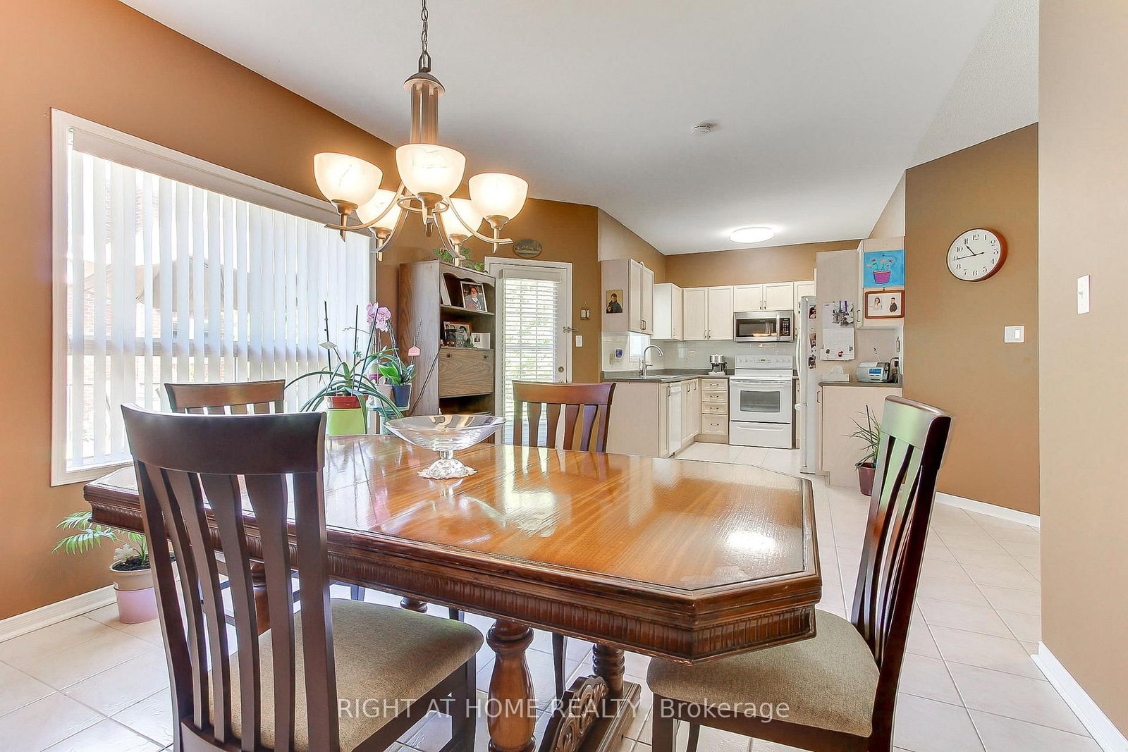 101 Old Colony Road • Richmond Hill, ON photo 11