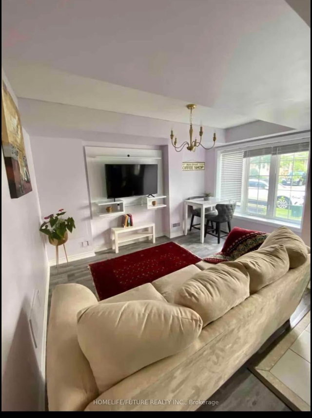 Main - 311 Caboto Trail