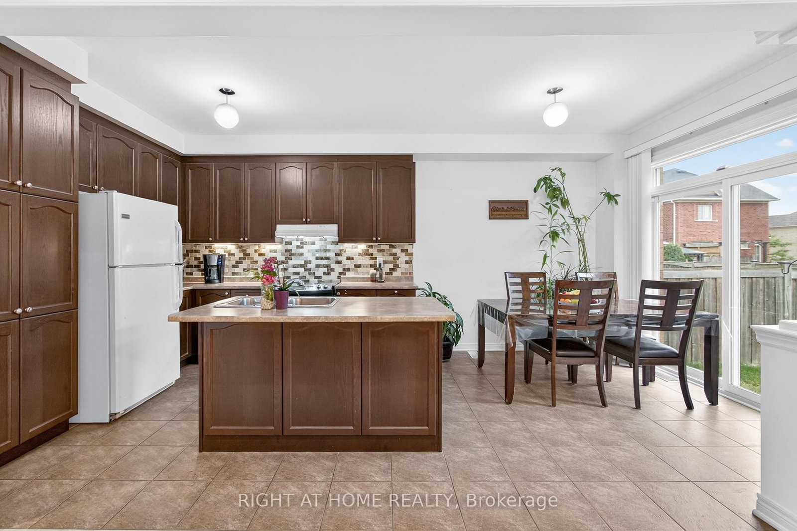 147 Betony Drive • Richmond Hill, ON photo 13