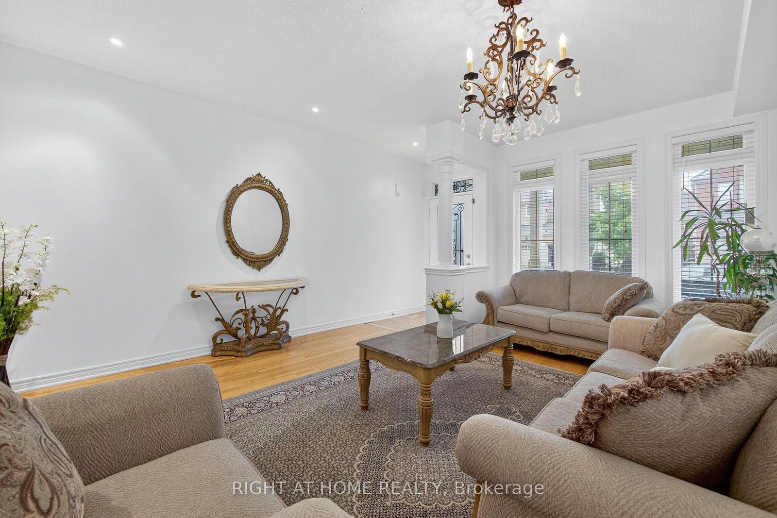 147 Betony Drive • Richmond Hill, ON photo 8