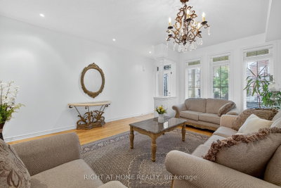 147 Betony Drive • Richmond Hill, ON photo 8