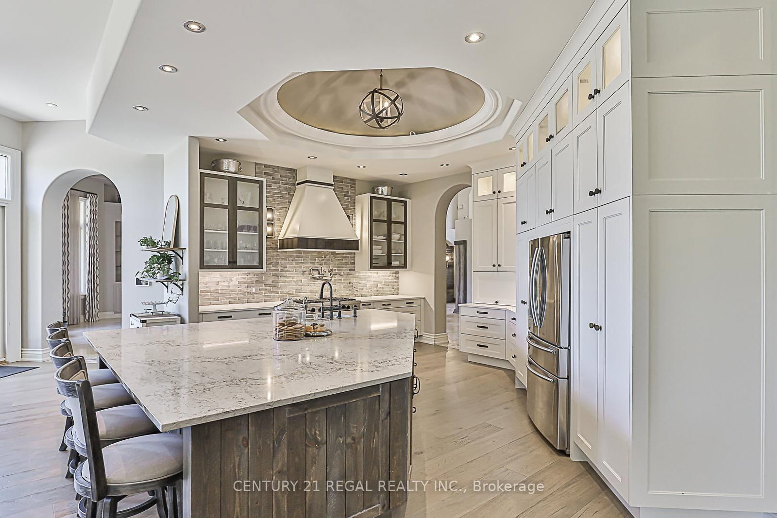 16 Lake Woods Drive • Whitchurch-Stouffville, ON photo 11