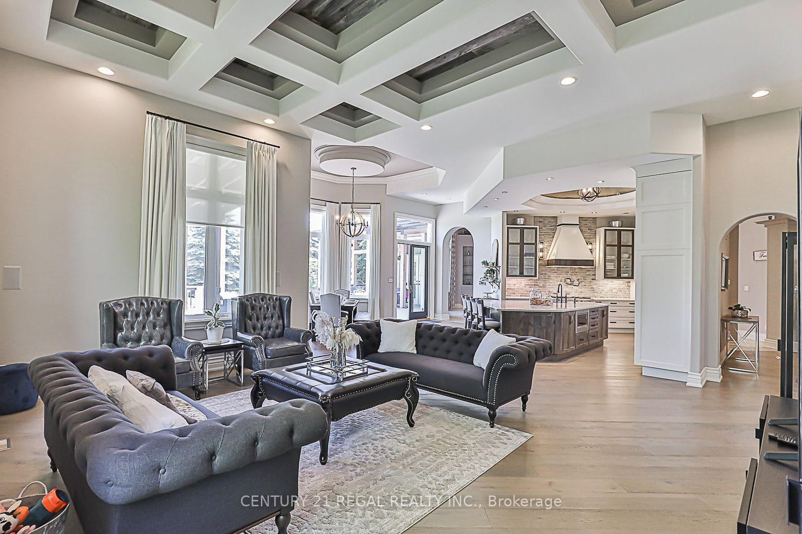 16 Lake Woods Drive • Whitchurch-Stouffville, ON photo 19