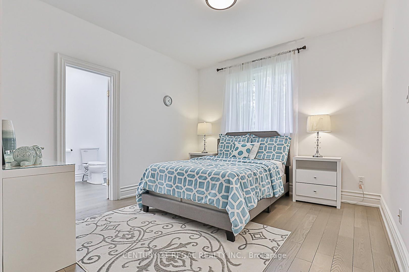 16 Lake Woods Drive • Whitchurch-Stouffville, ON photo 29