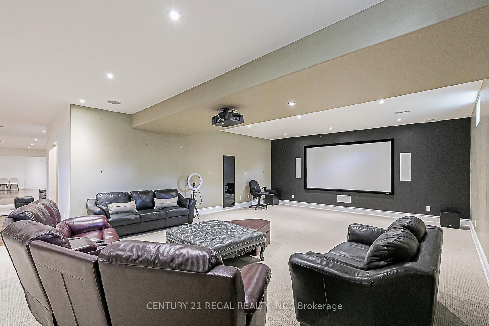 16 Lake Woods Drive • Whitchurch-Stouffville, ON photo 34