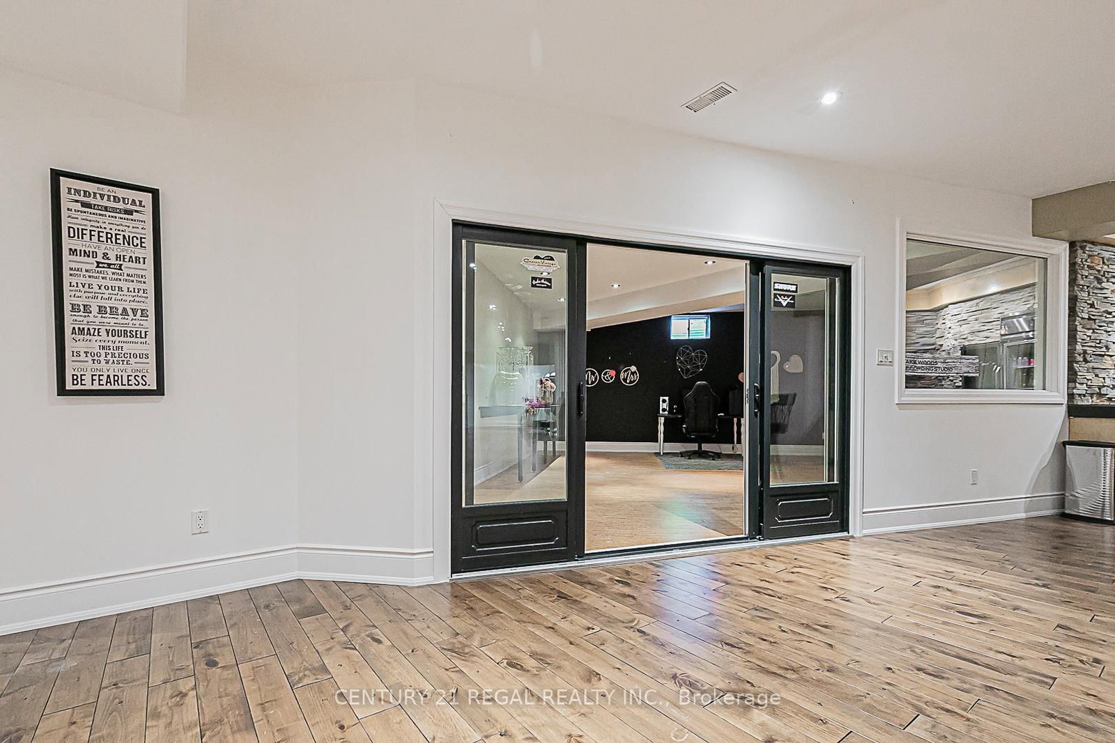 16 Lake Woods Drive • Whitchurch-Stouffville, ON photo 40