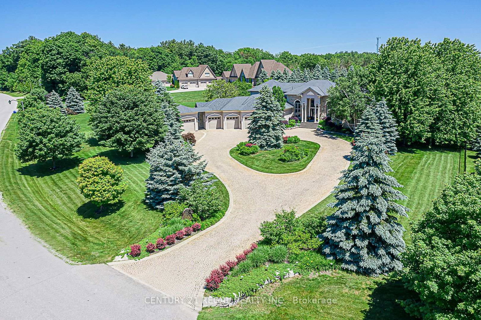 16 Lake Woods Drive • Whitchurch-Stouffville, ON photo 42