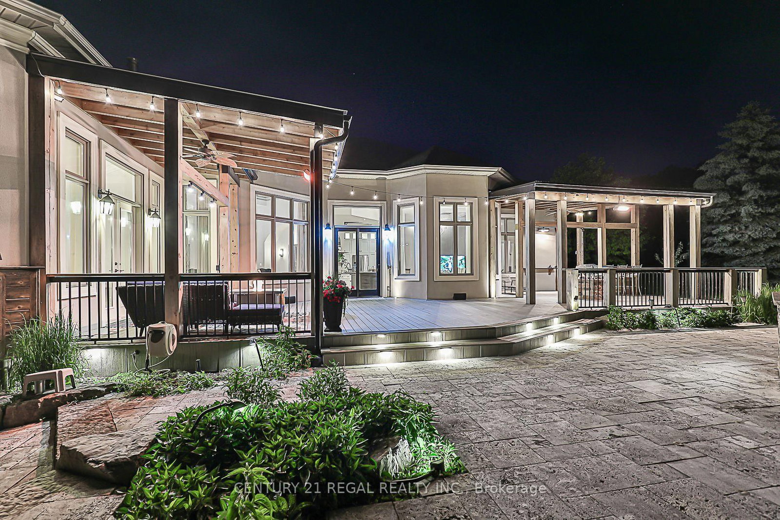 16 Lake Woods Drive • Whitchurch-Stouffville, ON photo 49