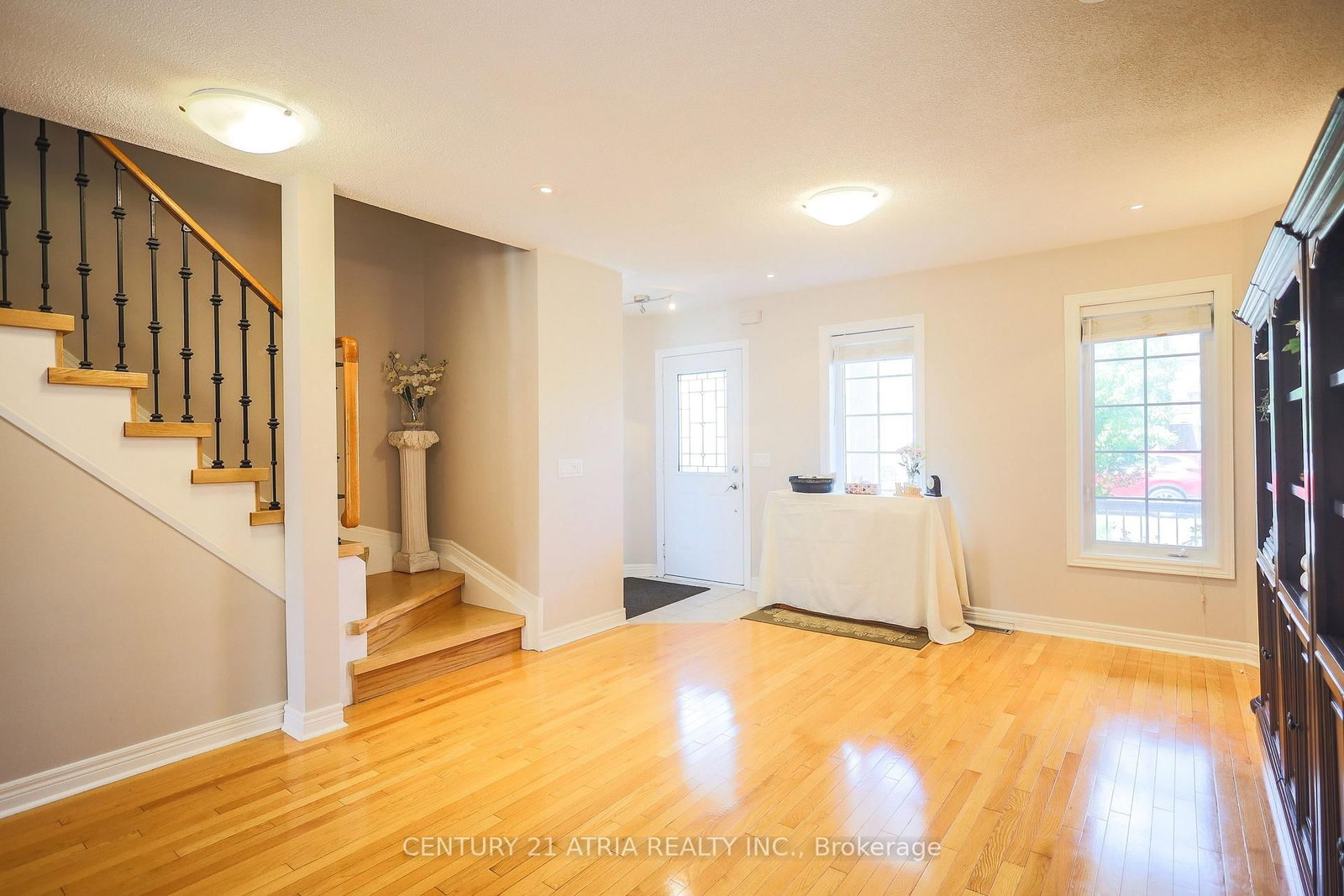 24 William Grant Road • Markham, ON photo 6