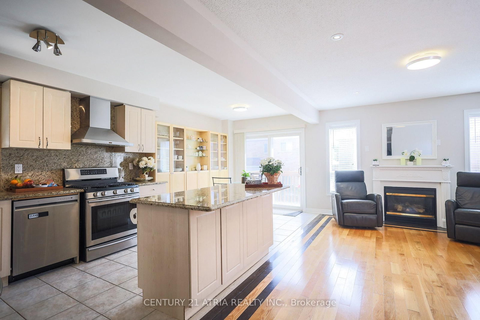 24 William Grant Road • Markham, ON photo 9