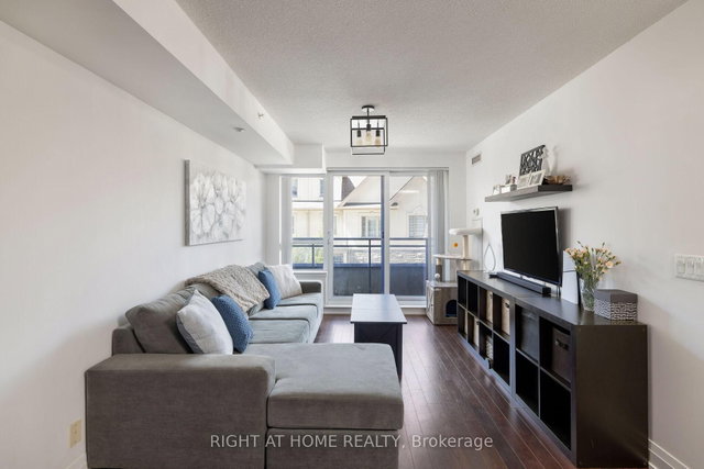 220 - 376 Highway 7 E