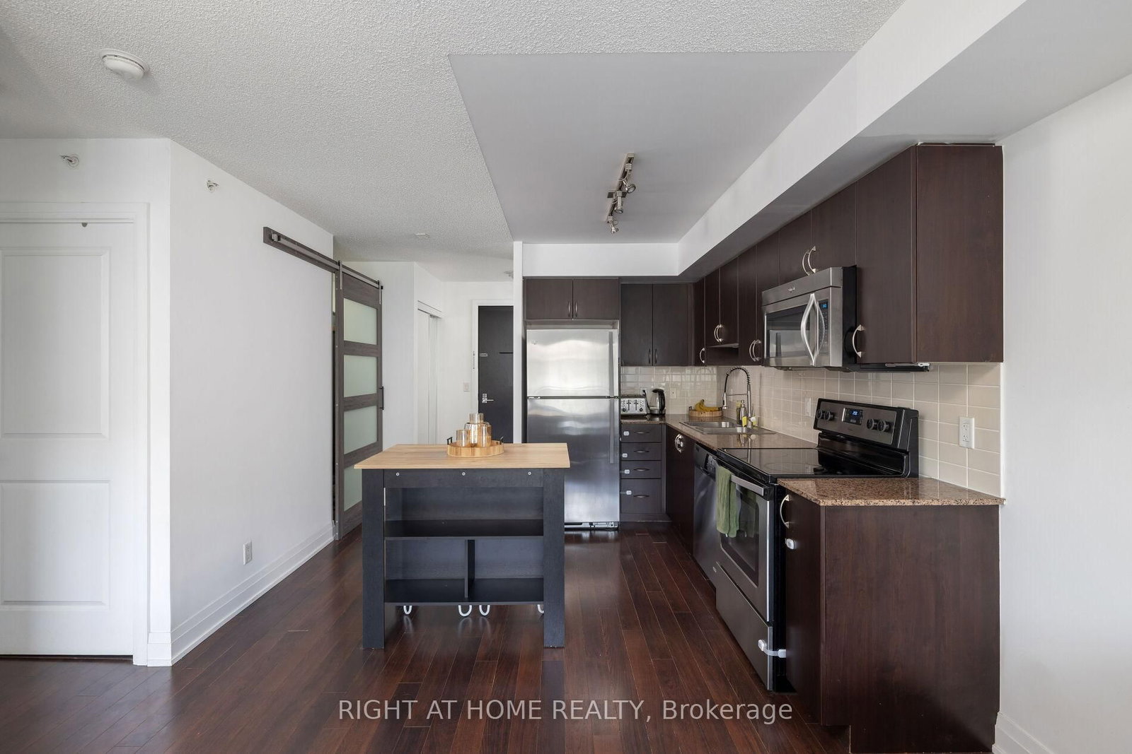 376 Highway 7 E • #220 • Richmond Hill, ON photo 8