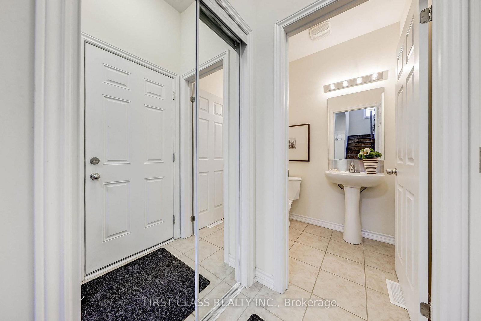 2 James Parrott Avenue • Markham, ON photo 10