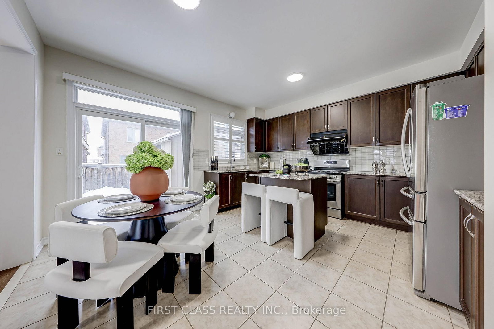 2 James Parrott Avenue • Markham, ON photo 11
