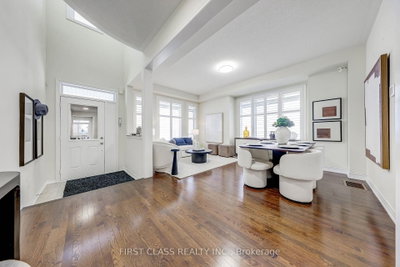2 James Parrott Avenue • Markham, ON photo 4