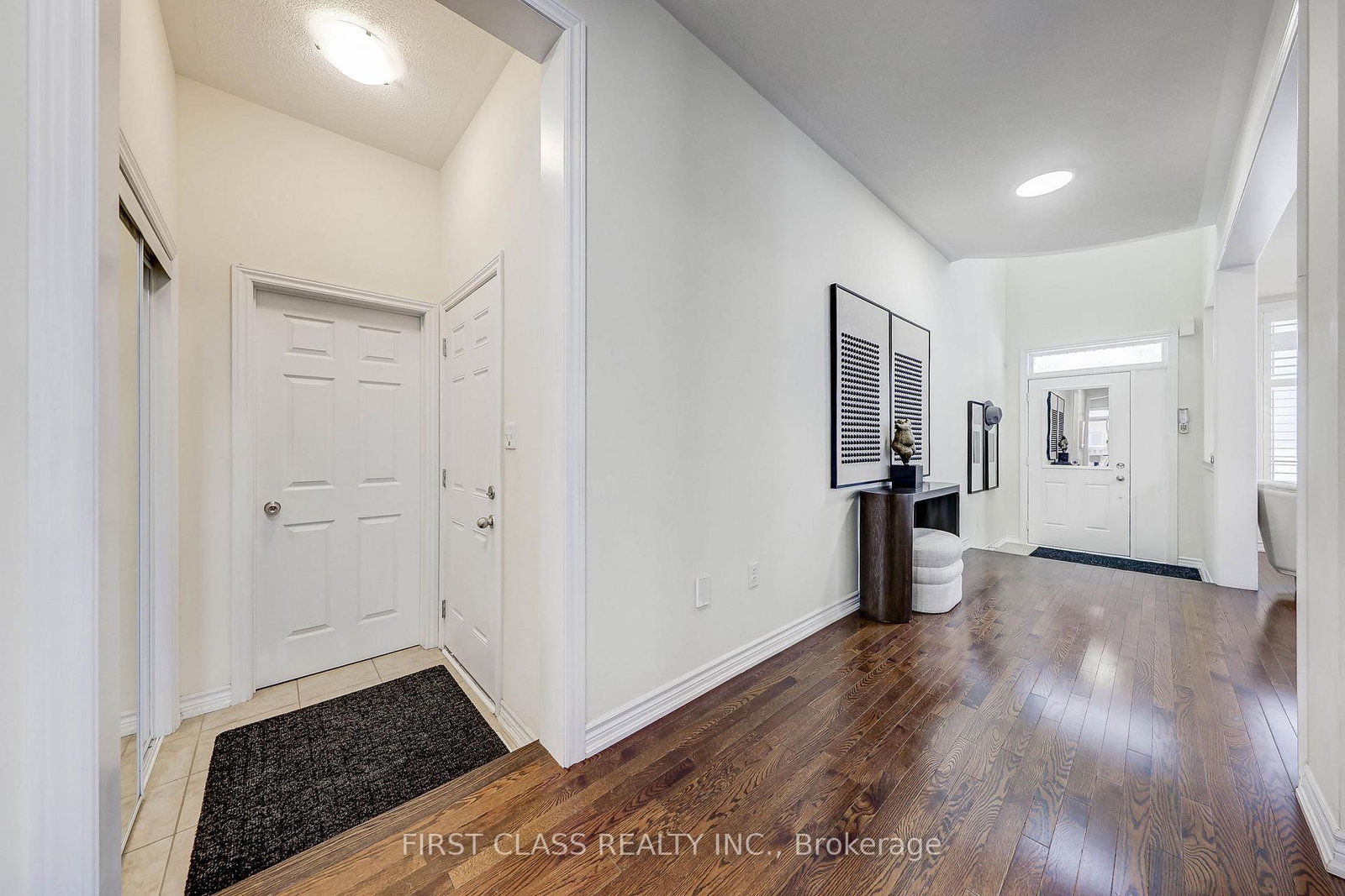 2 James Parrott Avenue • Markham, ON photo 8