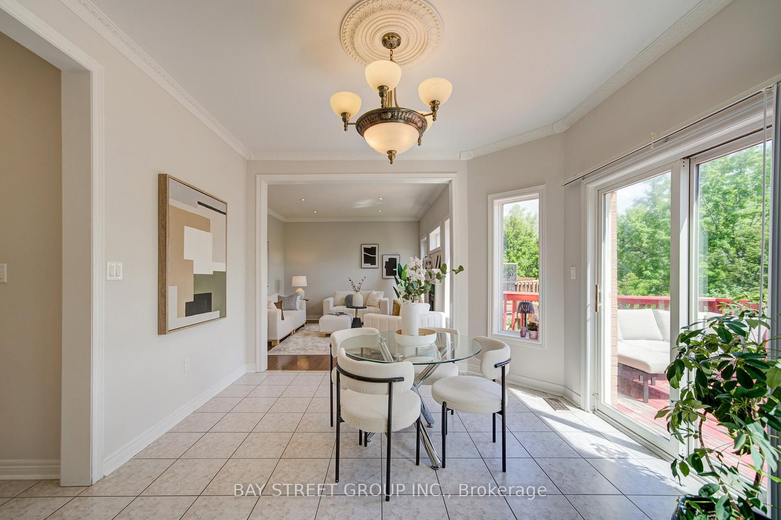 19 Fountain Court • Richmond Hill, ON photo 14