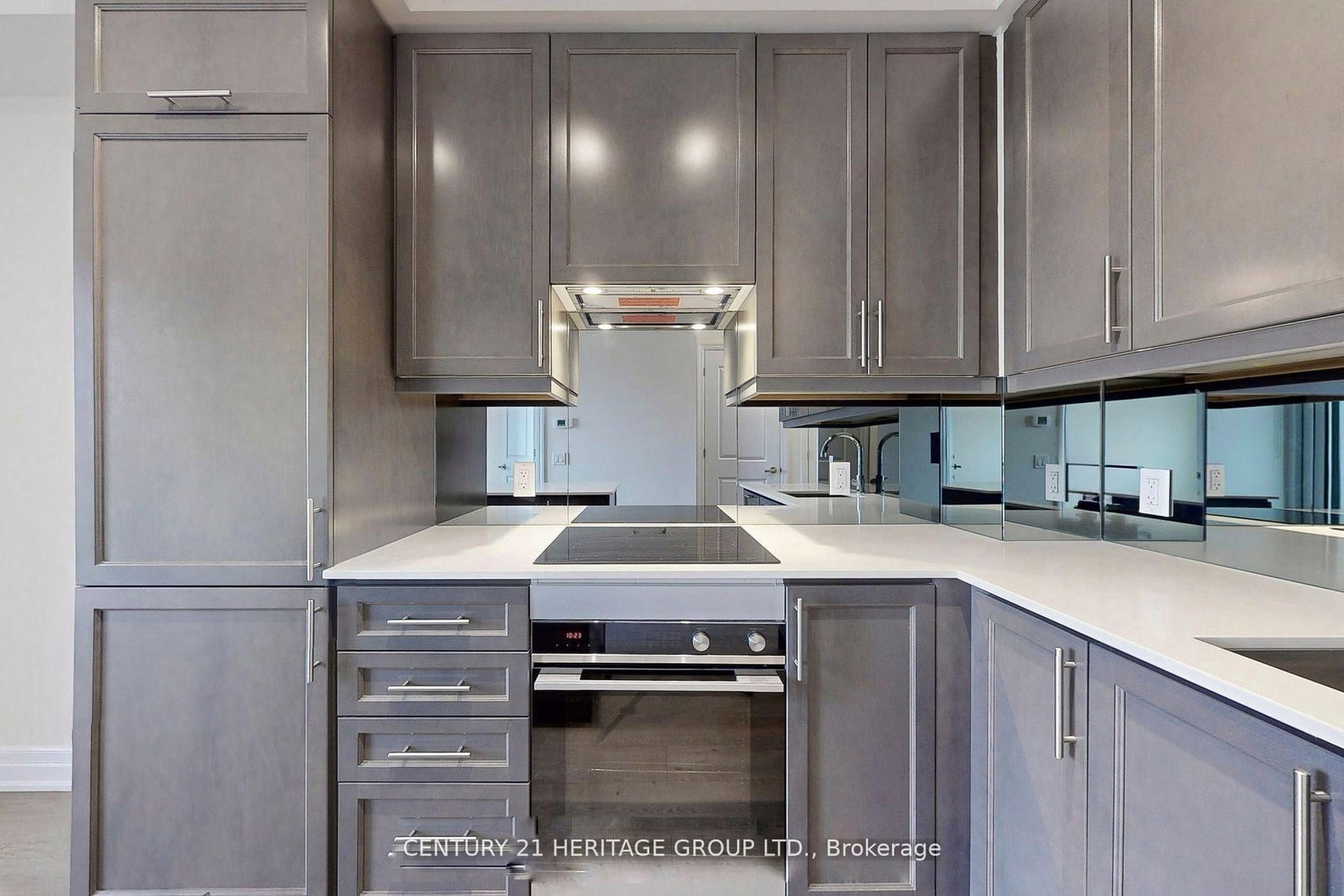 9085 Jane Street • #1512 • Vaughan, ON photo 9