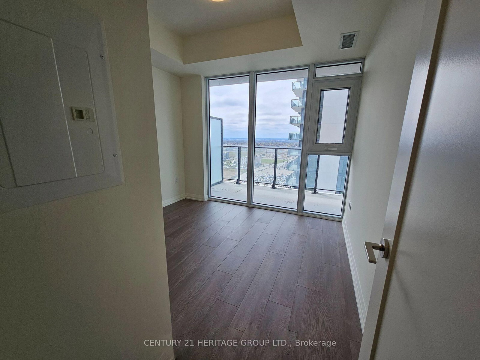 8960 Jane Street • #2301 • Vaughan, ON photo 6