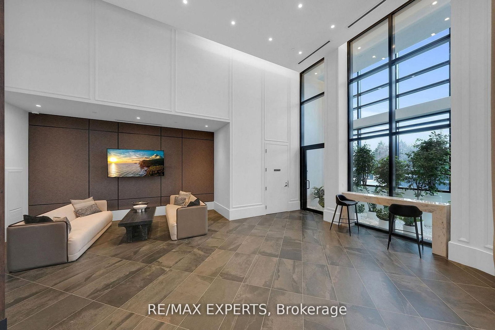 2075 King Road • #203 • King, ON photo 34