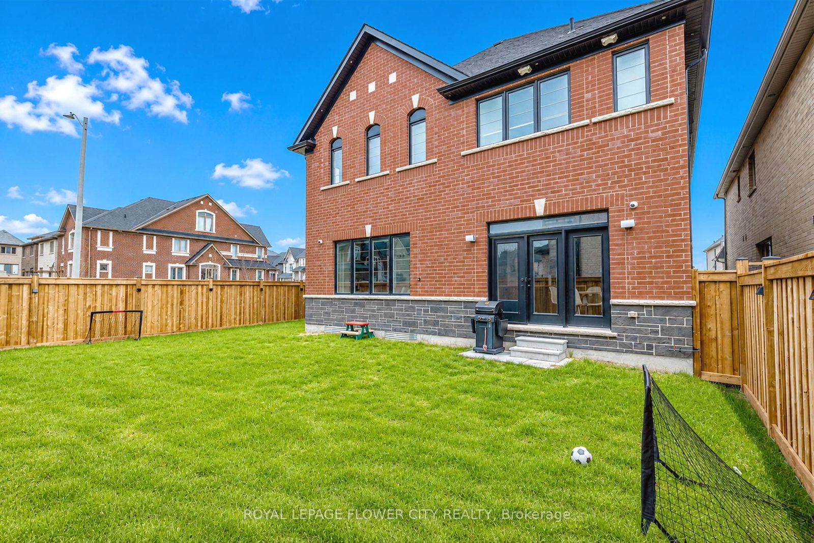 1367 Lawson Street • Innisfil, ON photo 46