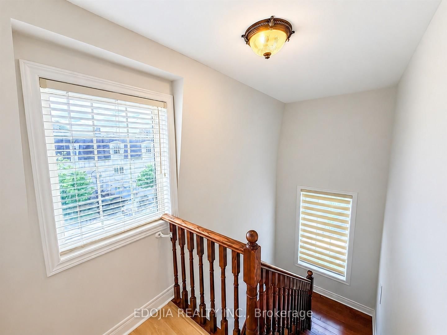 215 16th Avenue • #14 • Richmond Hill, ON photo 13