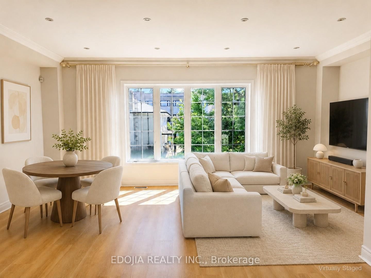 215 16th Avenue • #14 • Richmond Hill, ON photo 6