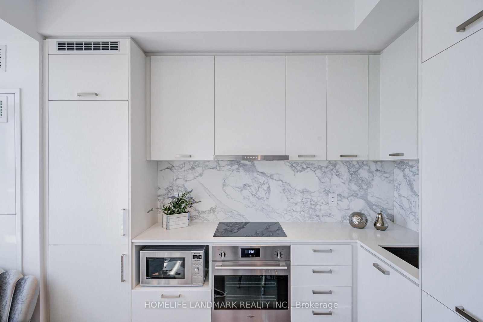38 Honeycrisp Crescent • #1903 • Vaughan, ON photo 28