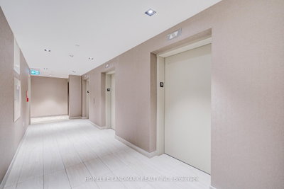 38 Honeycrisp Crescent • #1903 • Vaughan, ON photo 9
