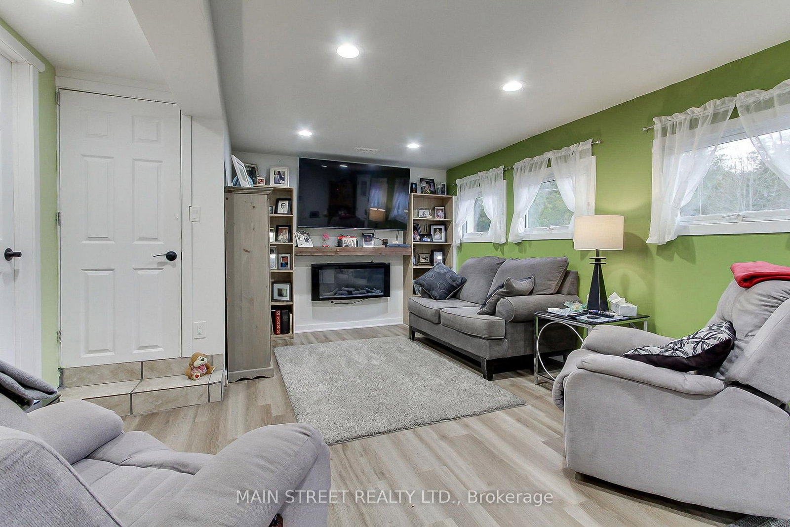 1 Mustard Street • Uxbridge, ON photo 24