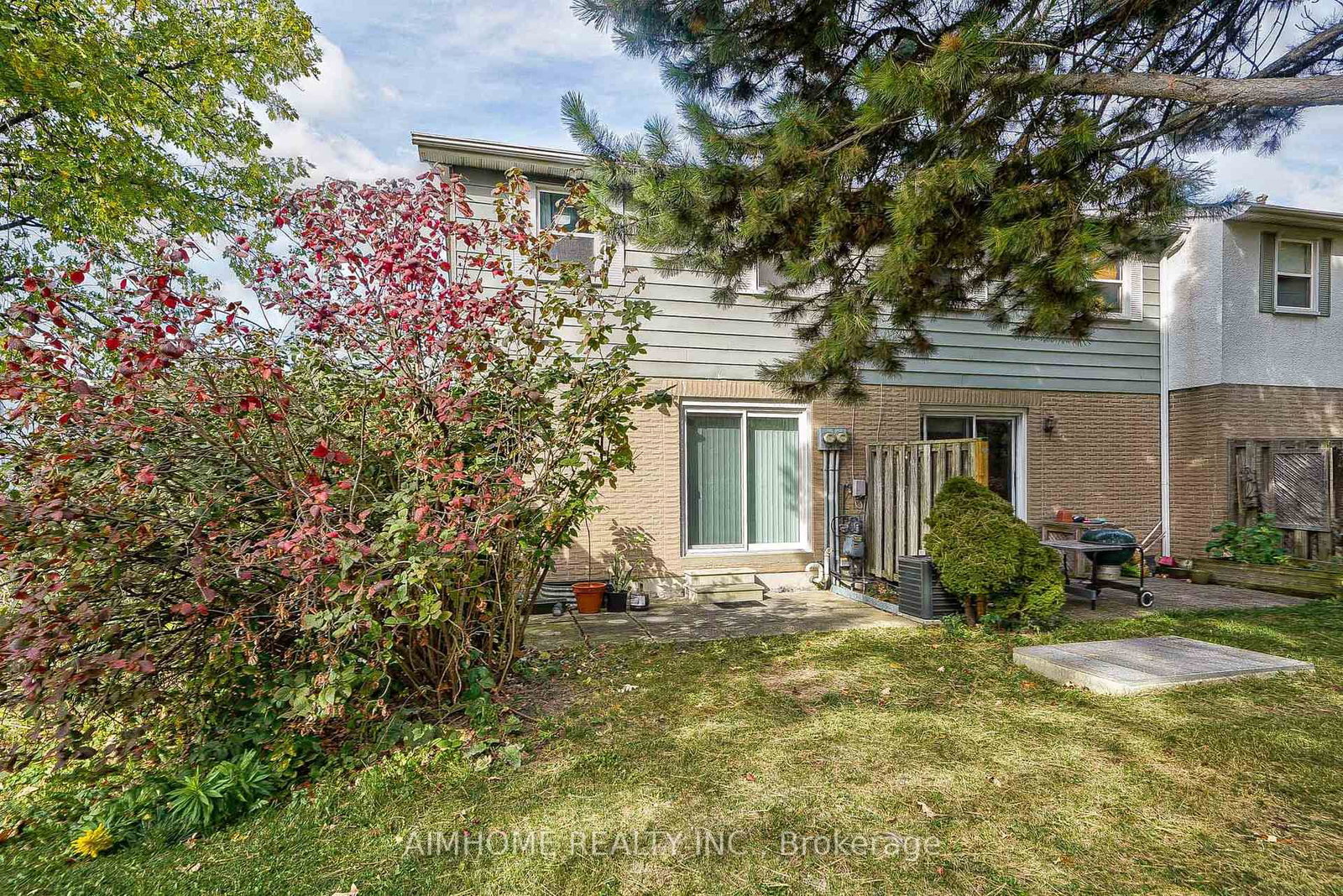 1692 John Street • Markham, ON photo 33