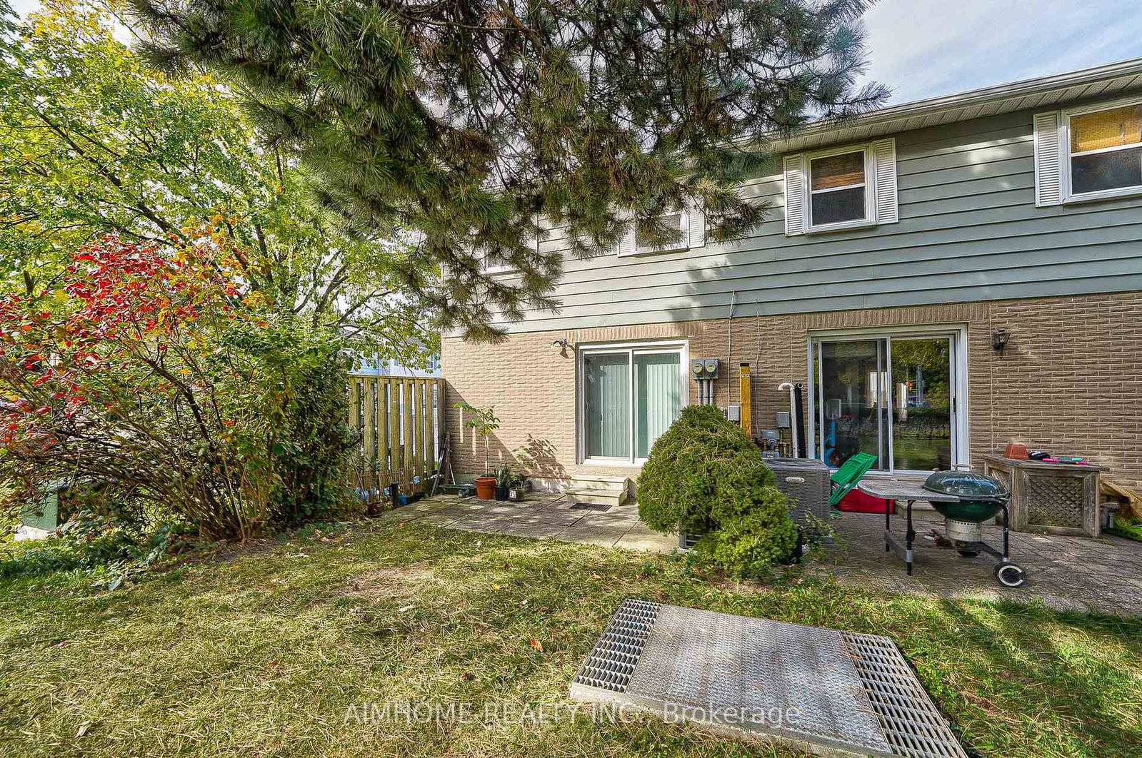1692 John Street • Markham, ON photo 34