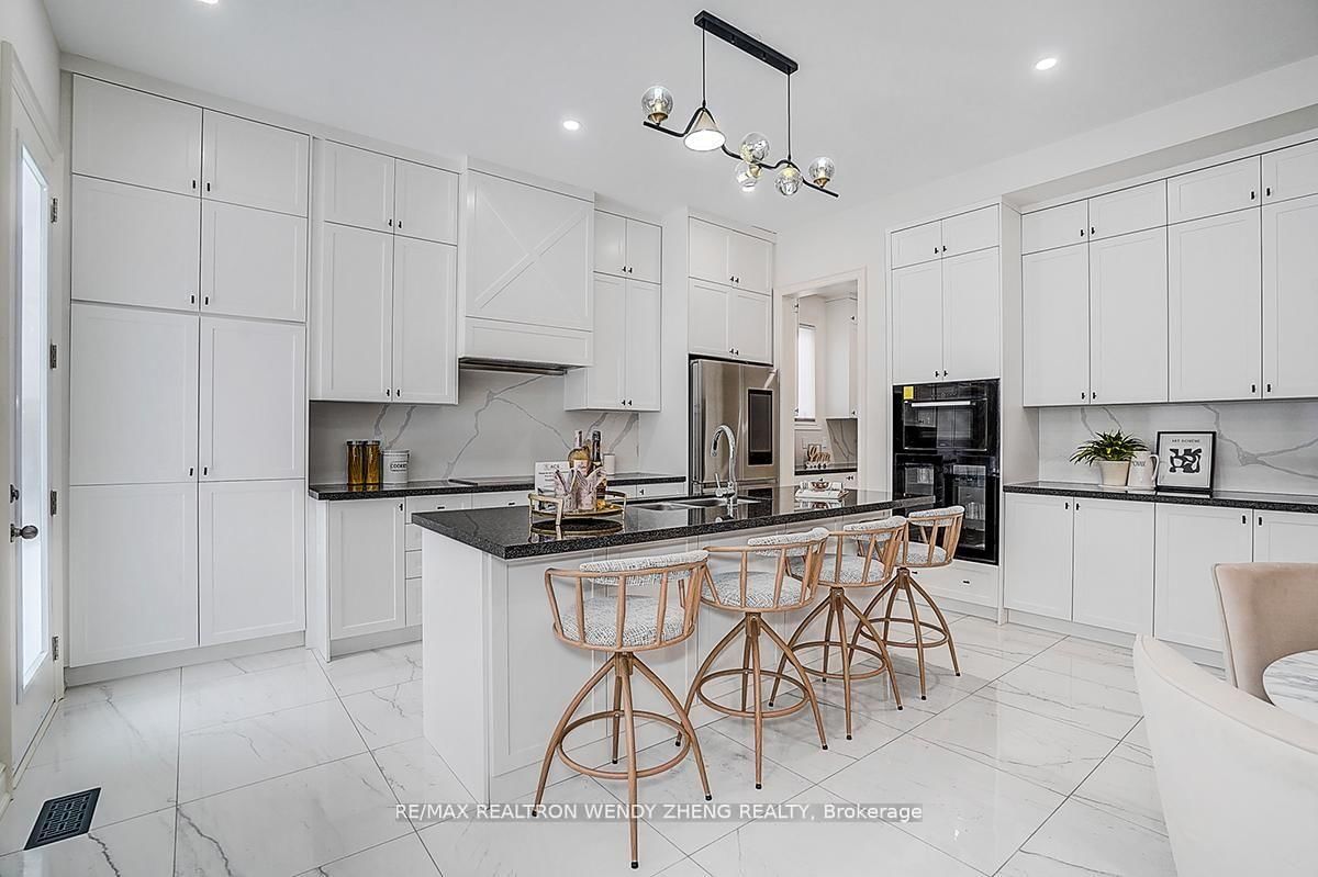 72 Current Drive • Richmond Hill, ON photo 17