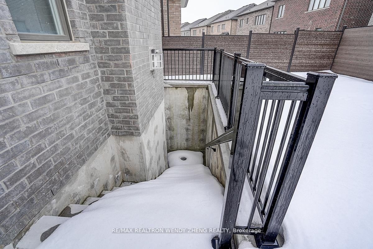 72 Current Drive • Richmond Hill, ON photo 45