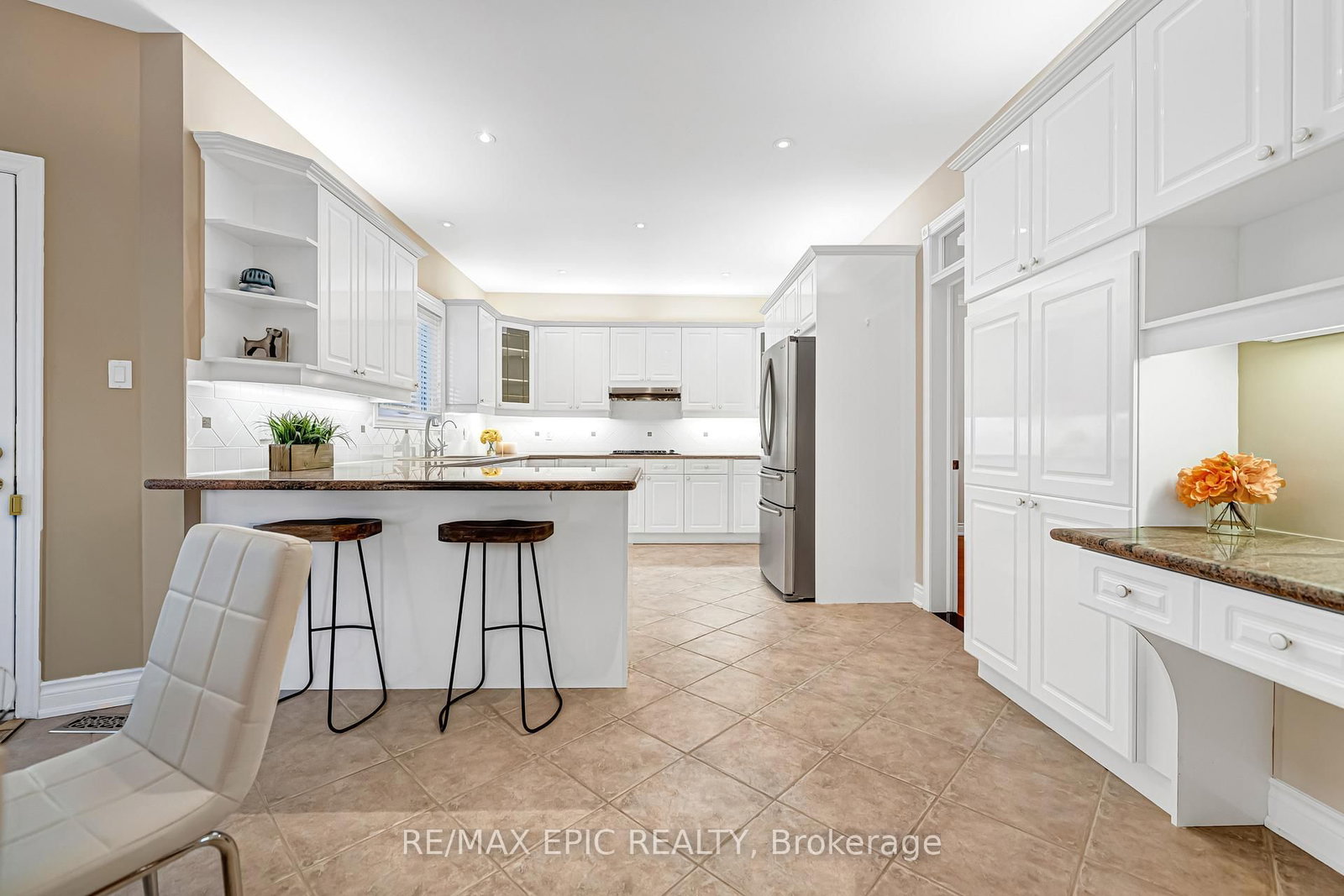 11 Palace Court • Richmond Hill, ON photo 21
