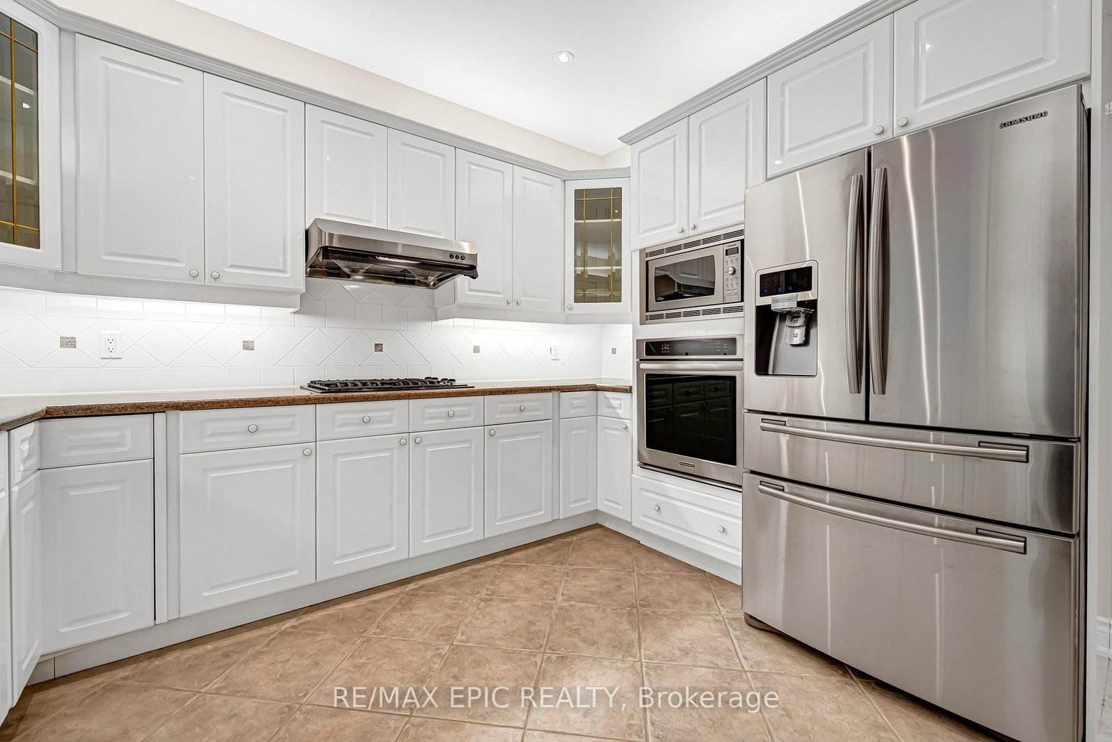 11 Palace Court • Richmond Hill, ON photo 24