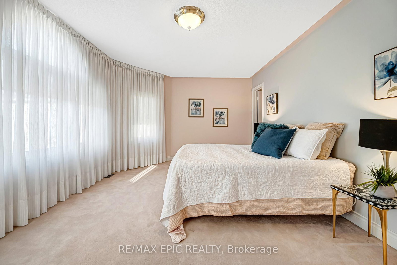 11 Palace Court • Richmond Hill, ON photo 35