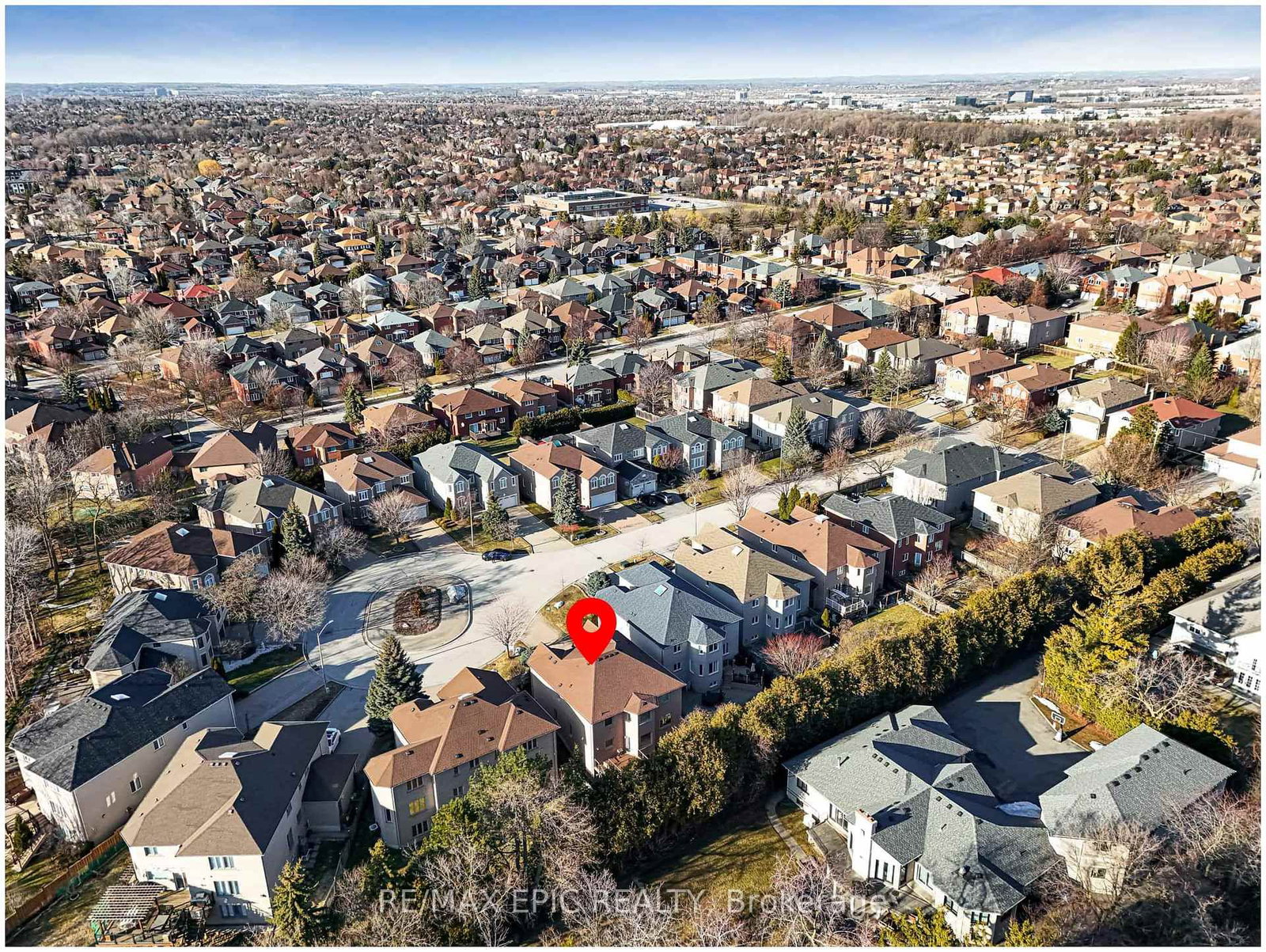 11 Palace Court • Richmond Hill, ON photo 5