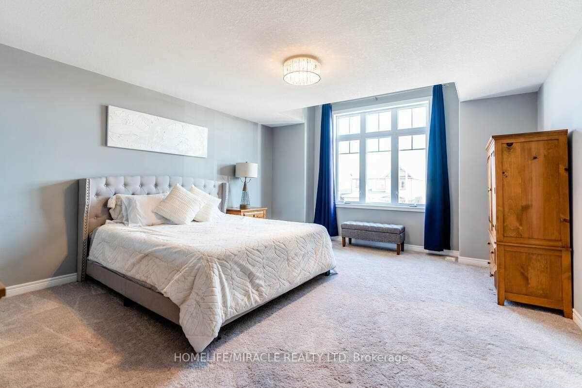 32 Carleton Trail • New Tecumseth, ON photo 12