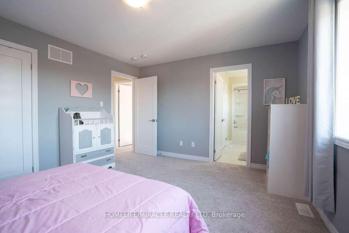 32 Carleton Trail • New Tecumseth, ON photo 23
