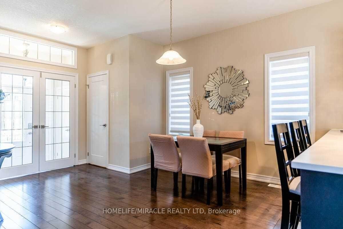 32 Carleton Trail • New Tecumseth, ON photo 6