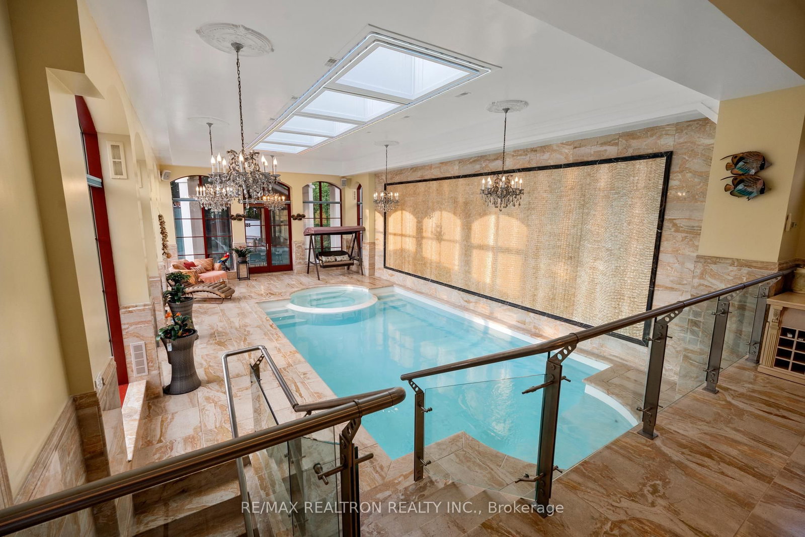 20 Bryson Drive • Richmond Hill, ON photo 7